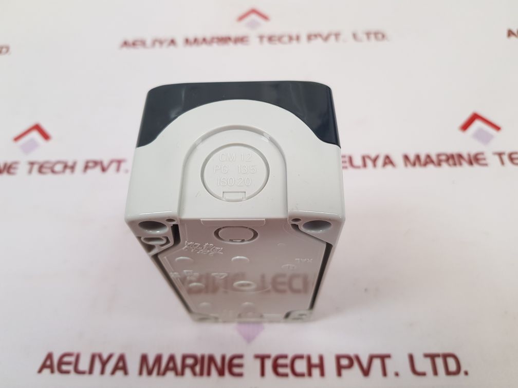 Schneider Electric Xald03 Empty Enclosure Lid