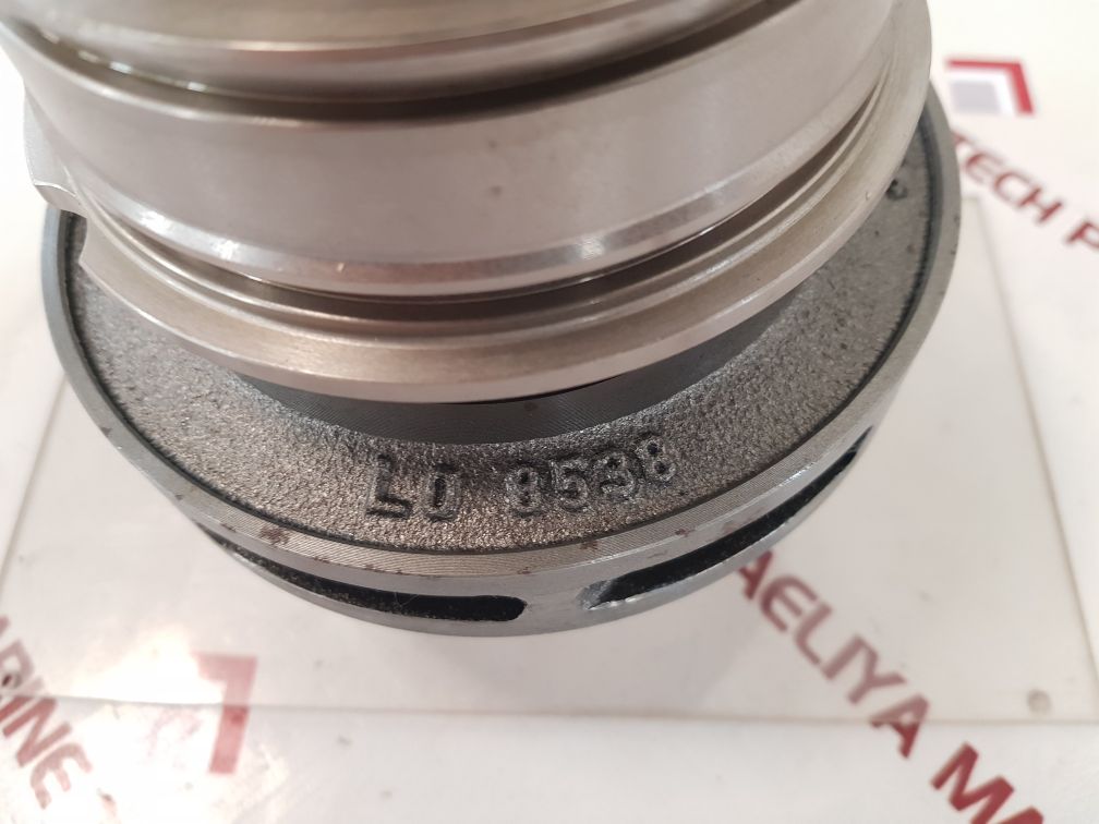 Liebherr 907768703 water pump 9077 687