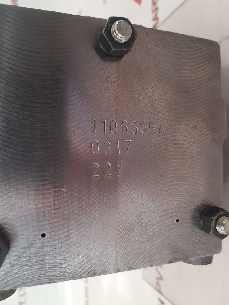 157b5101,157b6203 pump side module