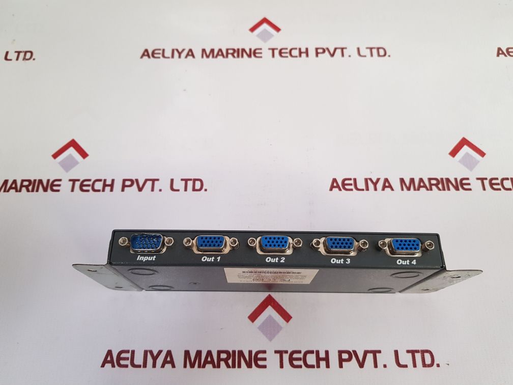 Cables To Go Vsa14 Monitor Video Splitter D6F3E1D673