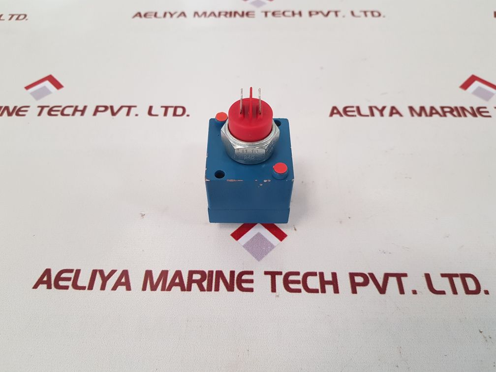 Rexroth 3526010220 valve new