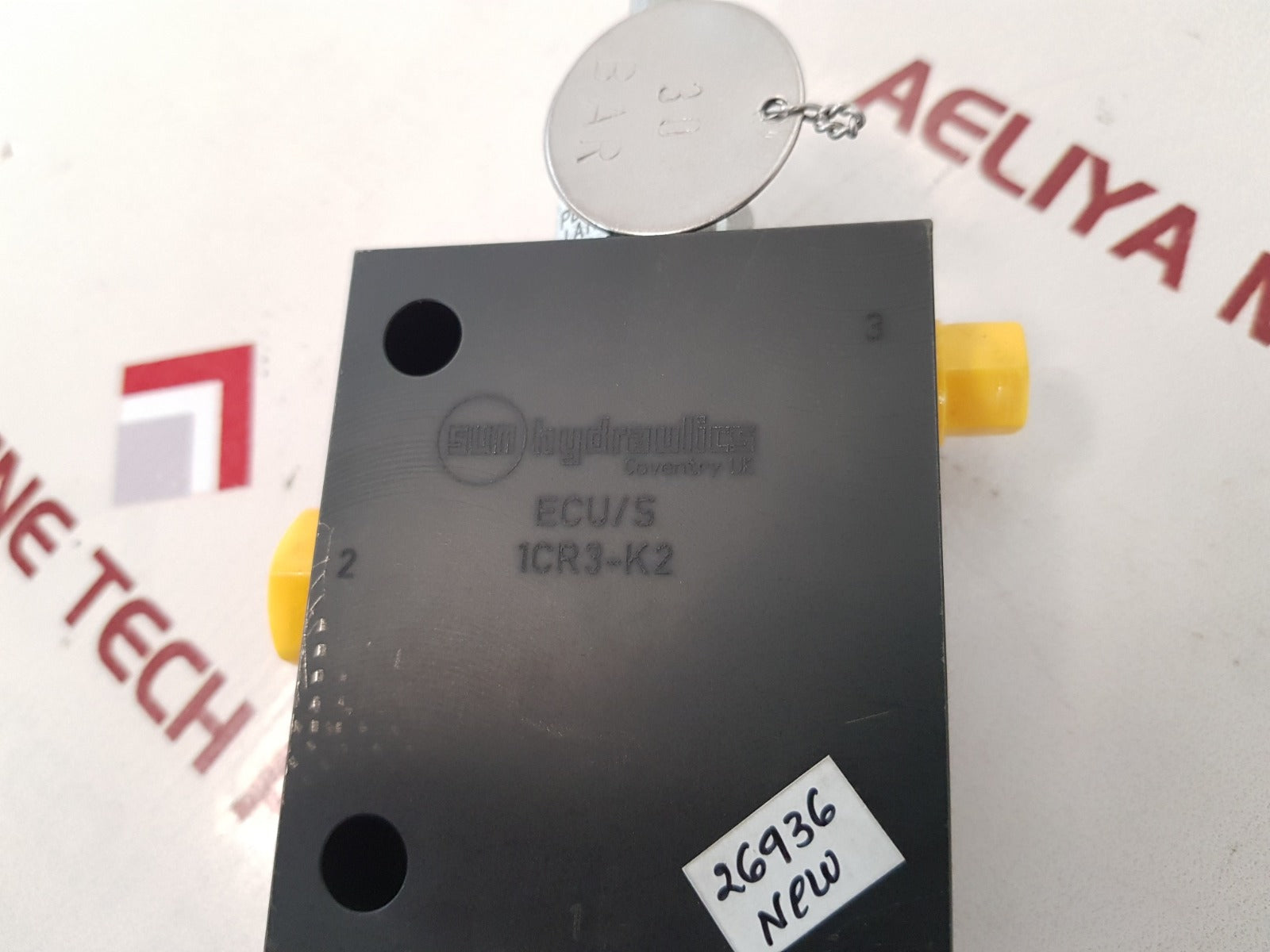 Sun Hydraulics Ecu/S Valve Block 1Cr3-k2