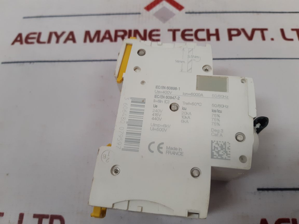 Schneider Electric Ic60N C 32A Circuit Breaker 50°C