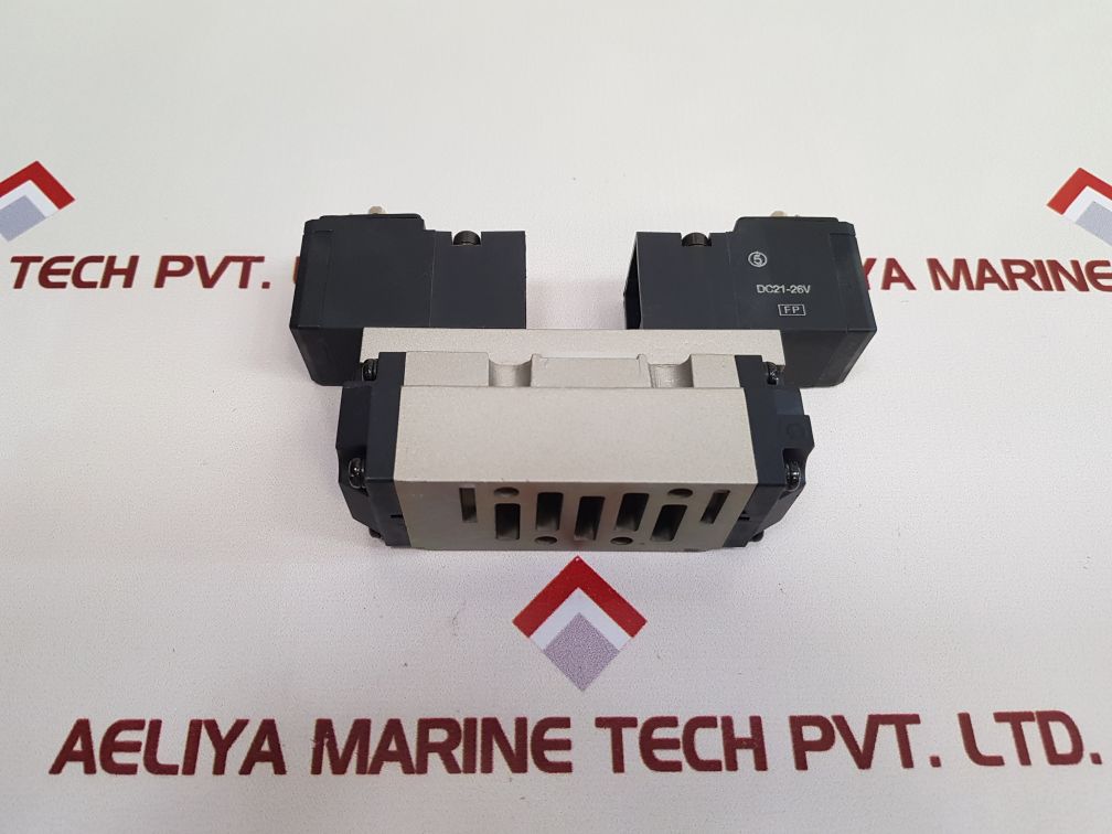 Smc Evs7-6-fg-d Solenoid Valve Dc21-26V
