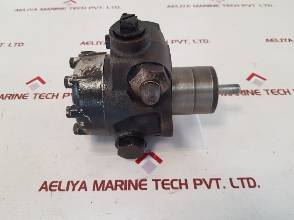 E7 Nc 1069 5P Oil Pump