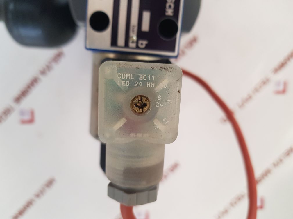Bosch 0 810 091 287 Directional Control Valve 081Wv06P1V1028Ws024/00D0