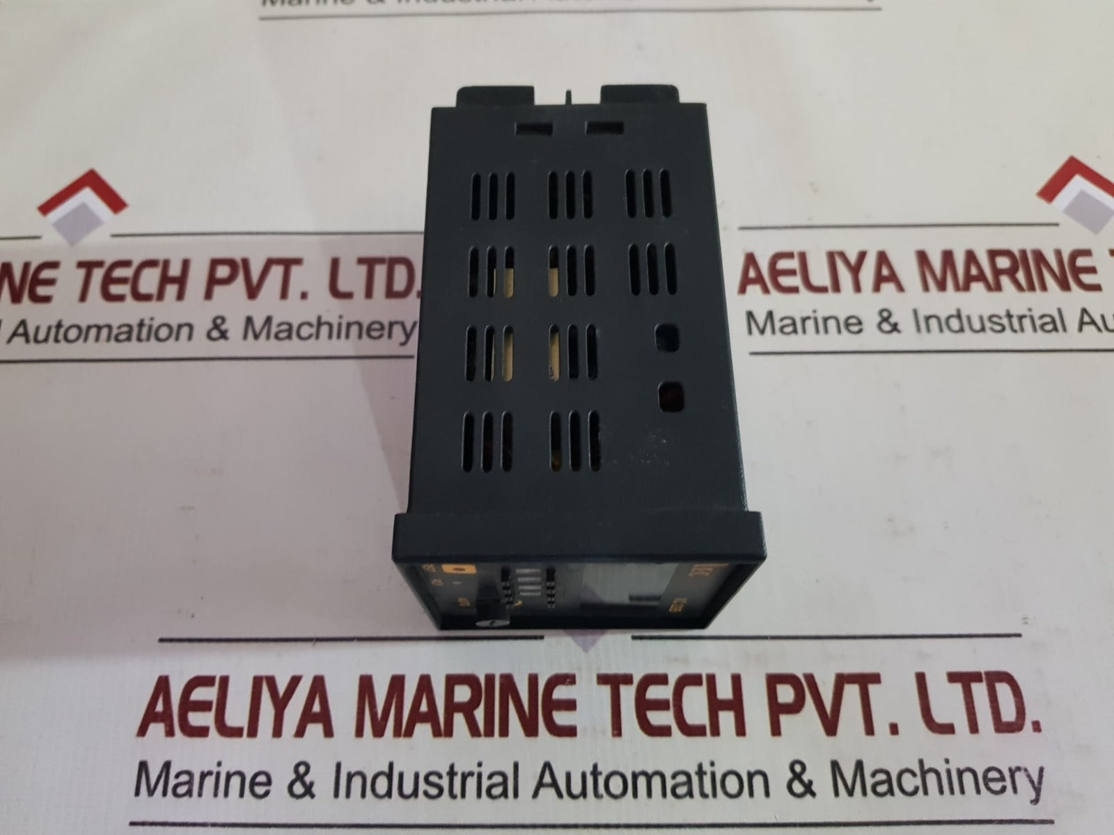 Selec xc 22b digit preset counter xc22b-4-ar-m1