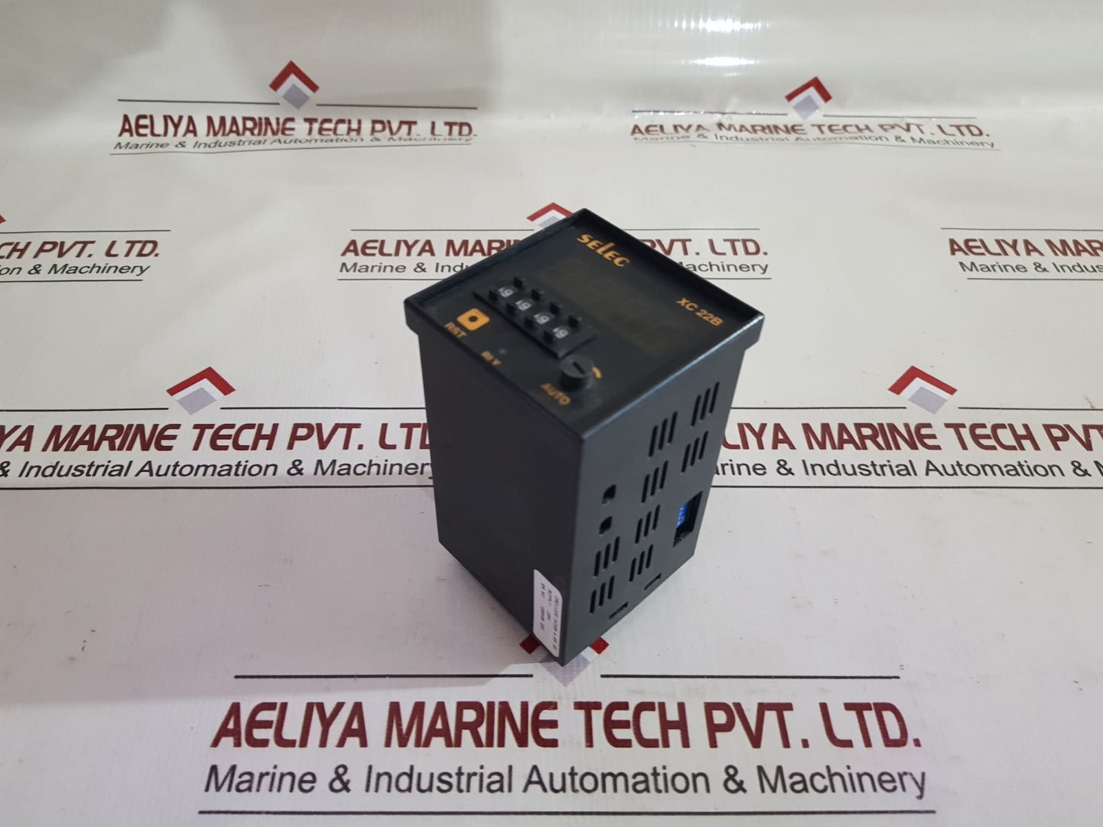 Selec xc 22b digit preset counter xc22b-4-ar-m1