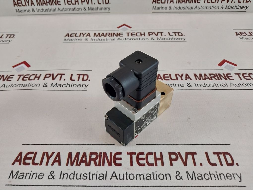 Trafag 9M0.2079 Pressure Switch Ip65