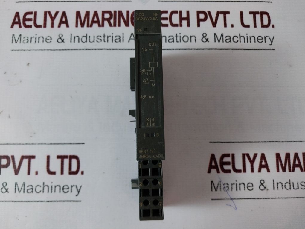 Siemens 6Es7 132-4Bb00-0Ab0 Output Module With 6Es7 193-4Cb10-0Aa0