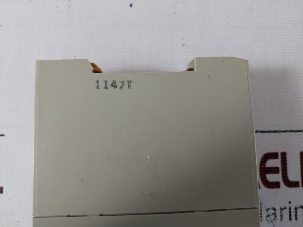 Lot Of 3X Omron H3Dr-m Timer 0-10 Sec 5A 250Vac