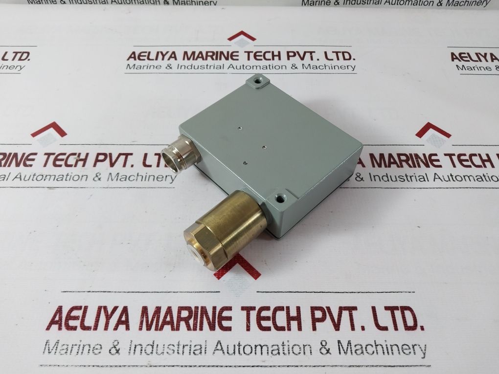 Trafag 904.2377.903 Pressure Switch