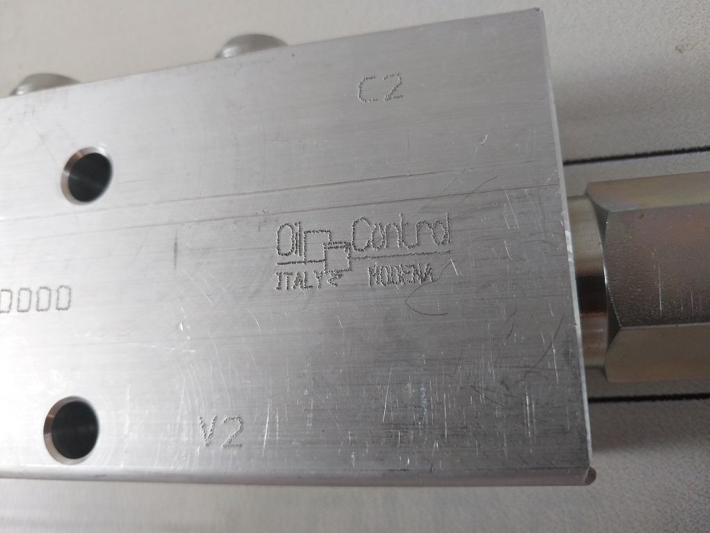 Oil Control/Rexroth 054225100220000 Double Acting Overcentre Valve