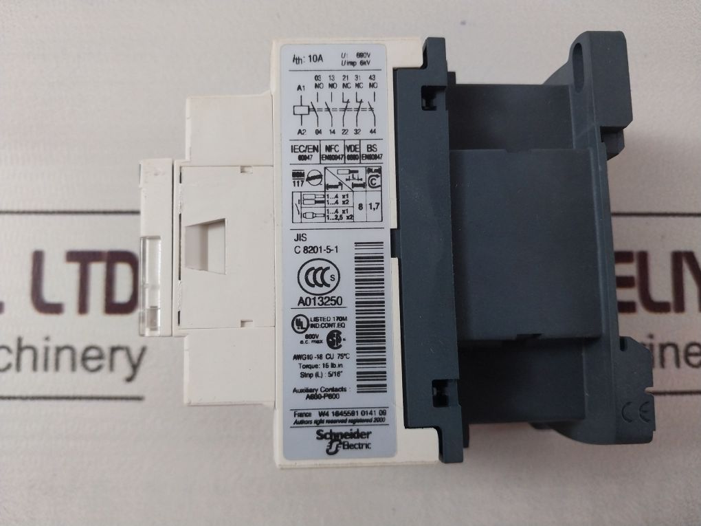 Telemecanique/Schneider Cad32 P7 Control Relay Cad32