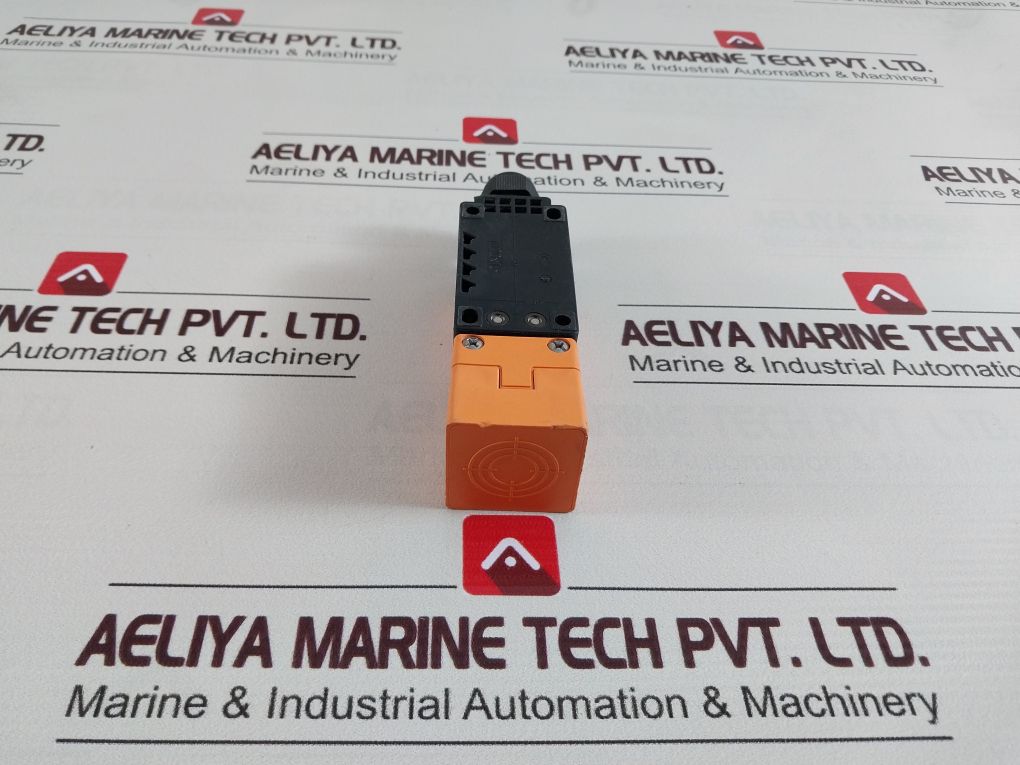 Ifm Electronic Iv5014 Ive4015-cpkg Proximity Sensor