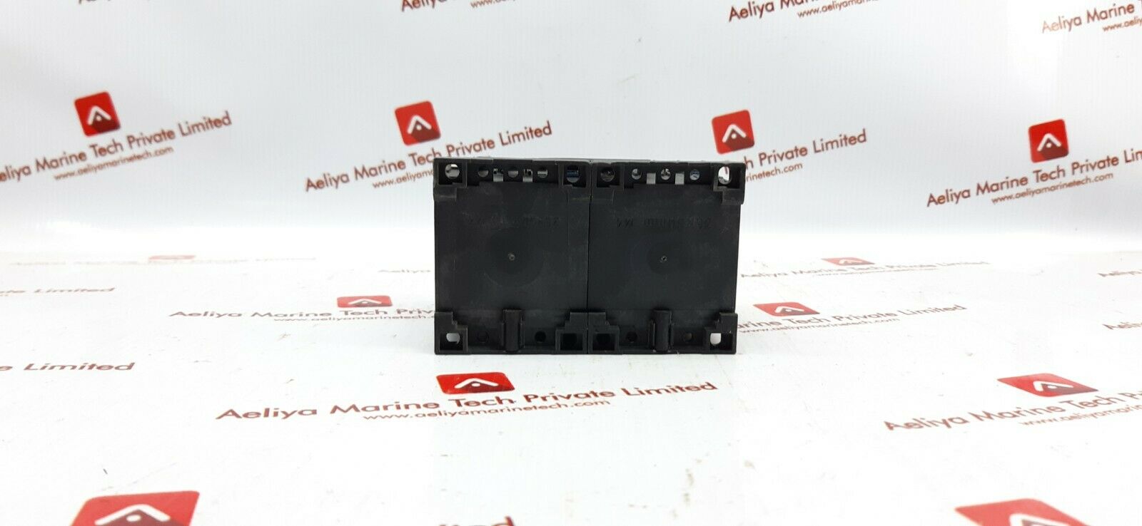 Telemecanique lc2k0901 reversing contactor