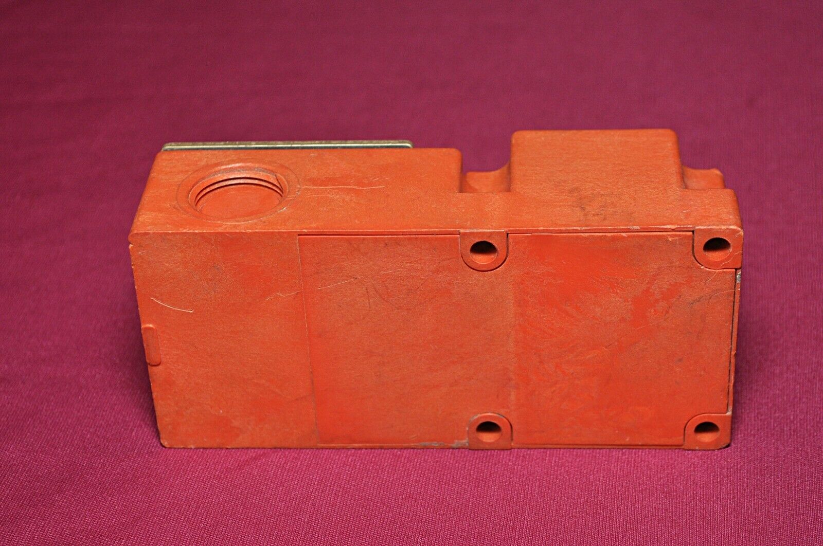 Schmersal ifl 30384-10/01-m20 inductive proximity switch