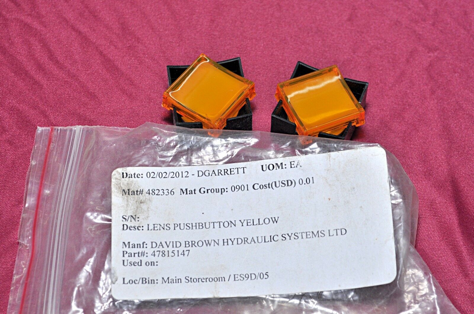 Telemecanique xbfg 175 yellow lens pushbutton