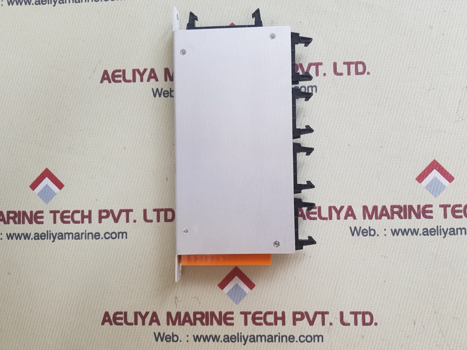 Ics triplex xmiu320410 64 channel output unit