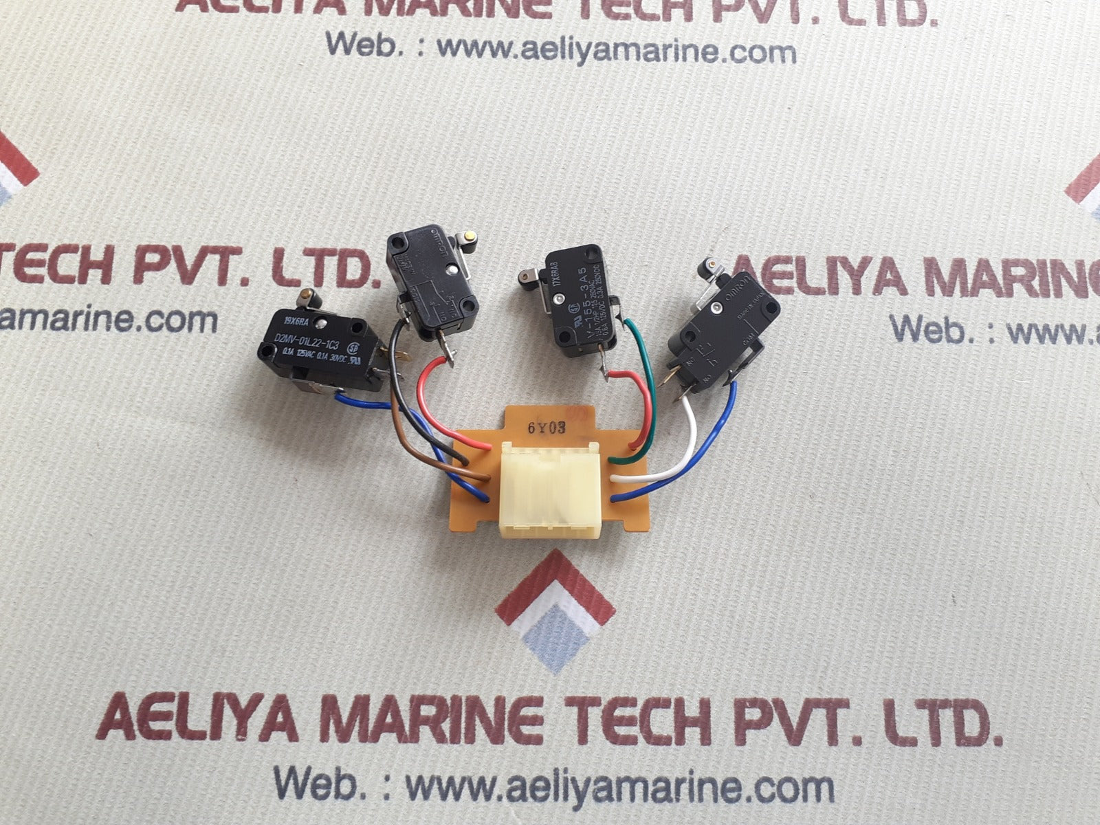 Toyota 33622-13500-71 switch