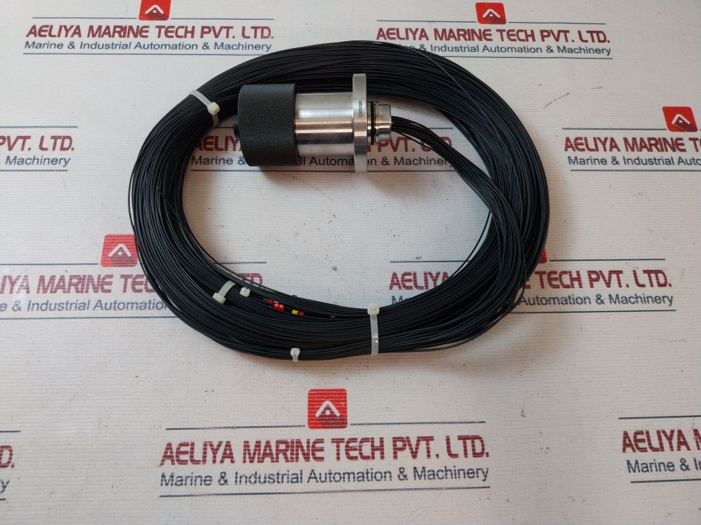 39738/003 M04983 Inductive Sensor