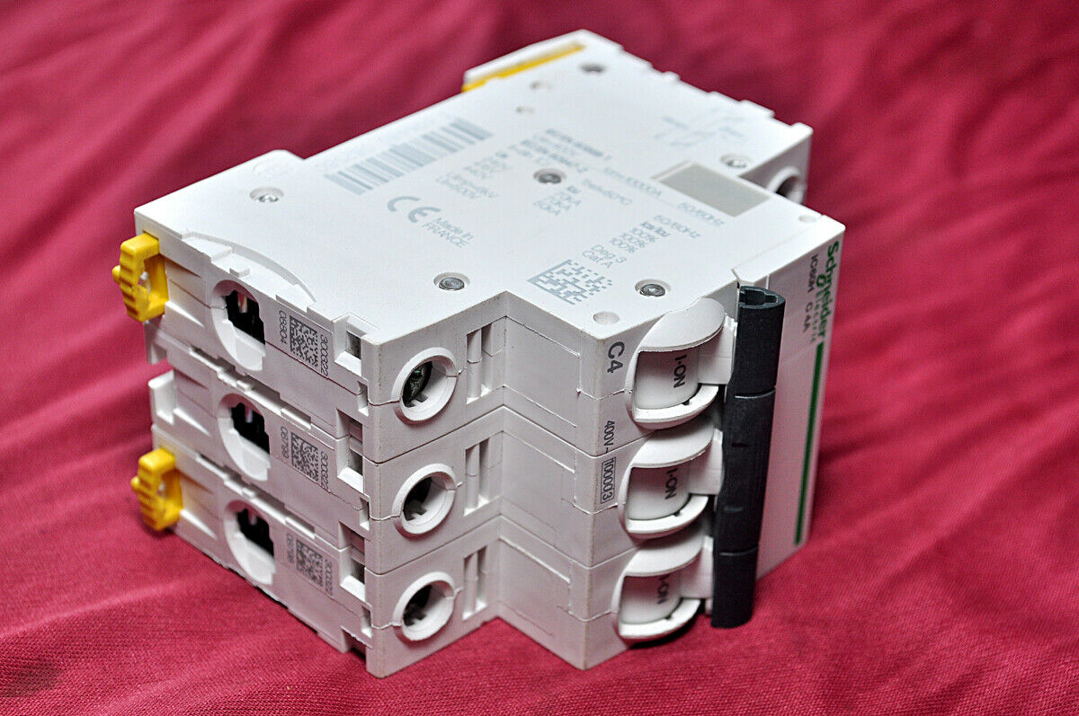 Schneider electronic ic60h c4a circuit breaker