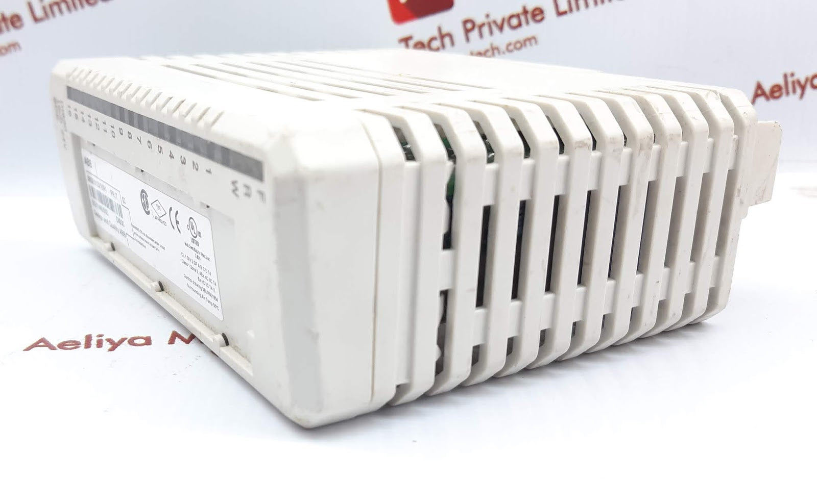 ABB dI830 3bse013210r1 digital input module