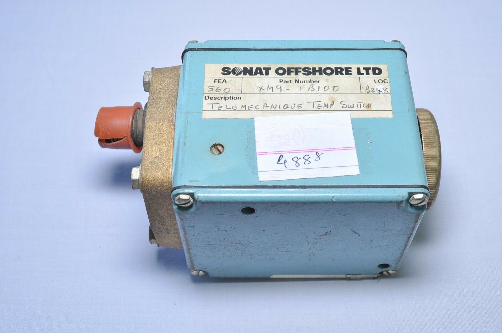 Telemecanique xm9-fb100 temperature switch 600v