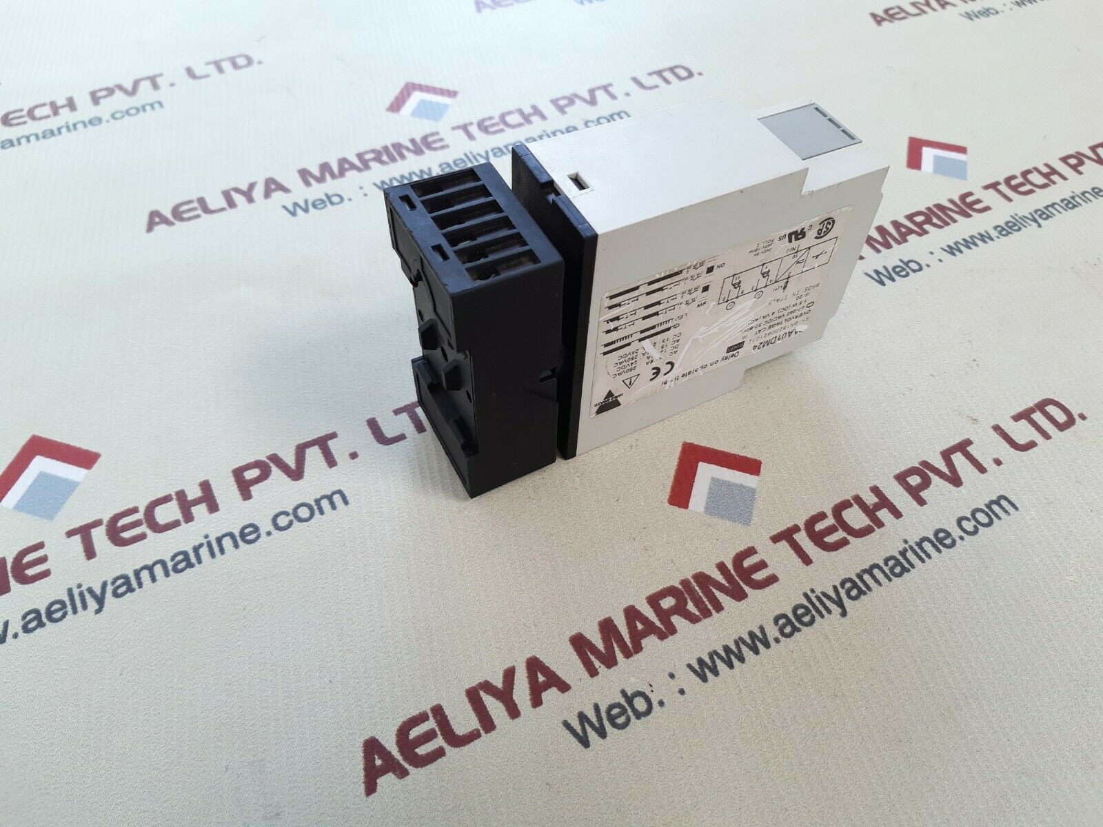 Carlo gavazzi paa01dm24 delay on operate timer 24-240 vac/dc