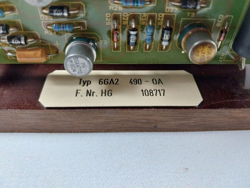 Siemens 6Ga2 490-0A Voltage Regulator