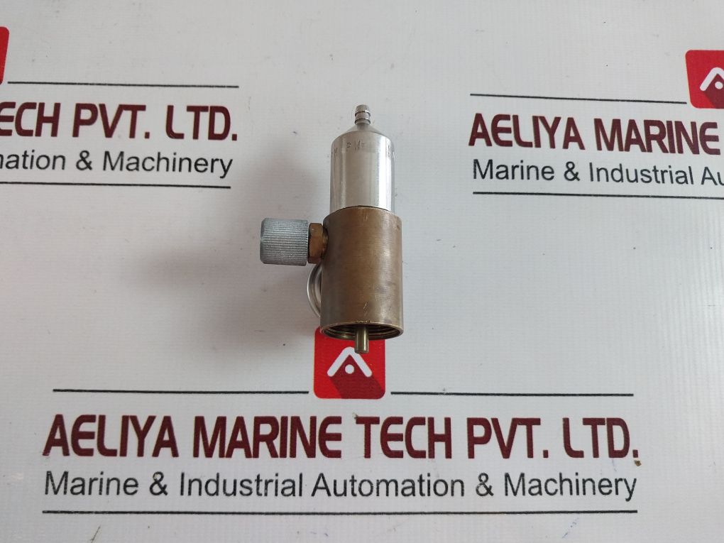 713 1.5 Lpm Regulator