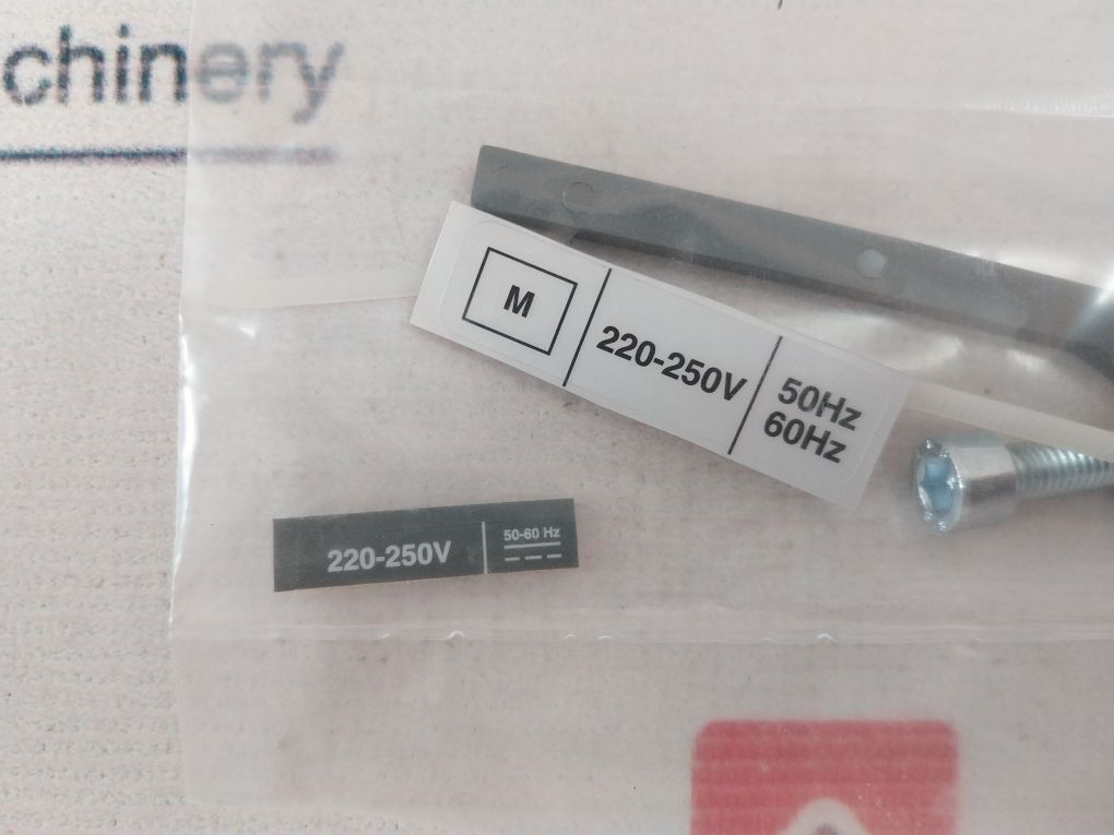 Abb 1Sda038324R1 Geared Motor Device Supply Voltage 630 Ma 50-60Hz