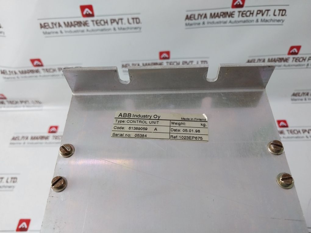 Abb Sadc 33/Sadc 500 Cpu/56 Ser/157 Tac/51 Mdp/52 Mod/54 Tra/55 Rec/53 Sup/58 Cur Rack