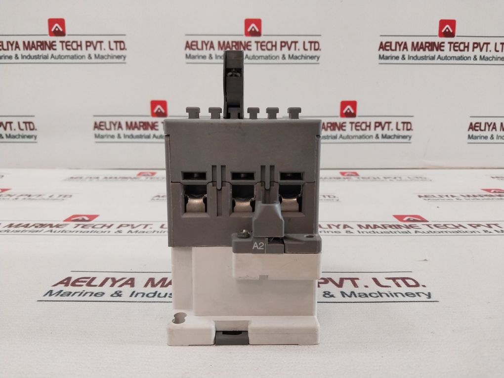 Abb A63-30 Auxiliary Contactor A600 Q300 With Ca5-01 Contact Block