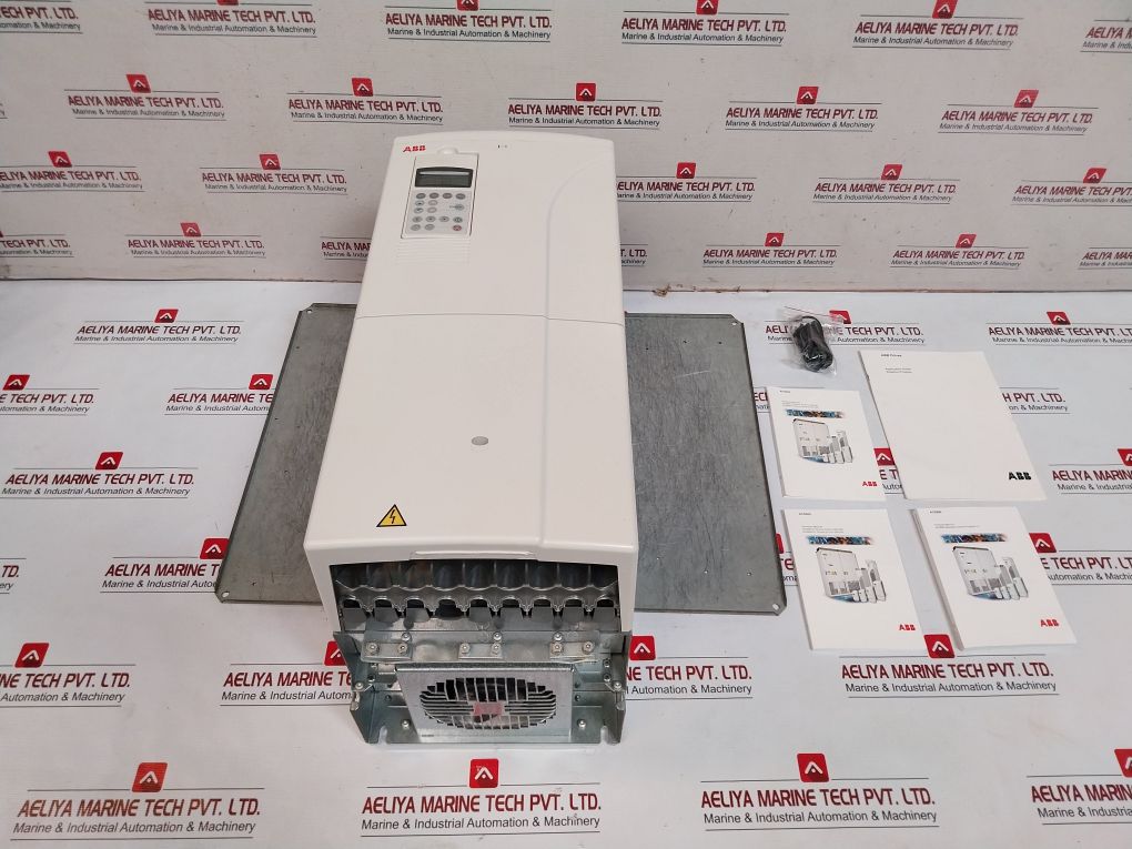Abb Acs800-01-0140-5+C132 Drive