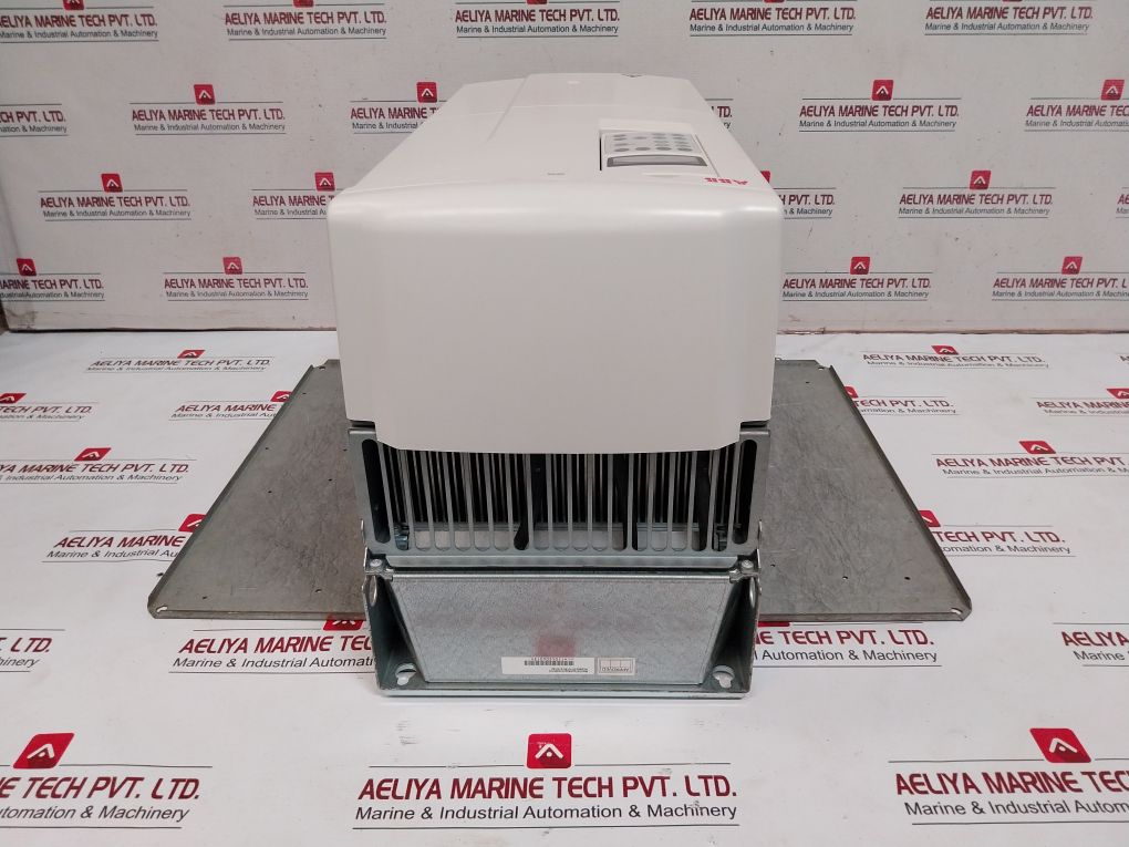 Abb Acs800-01-0140-5+C132 Drive