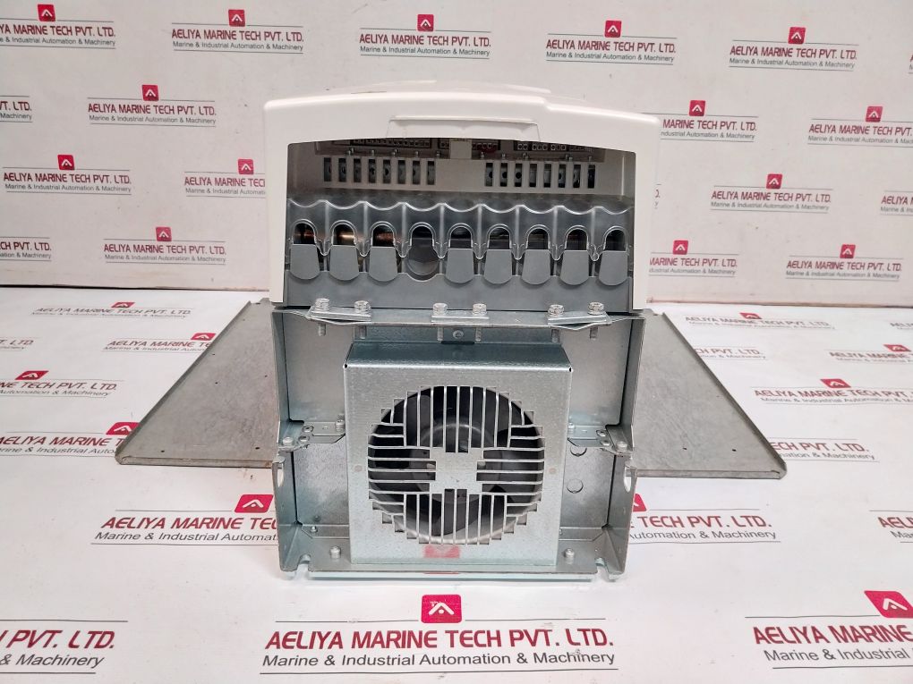 Abb Acs800-01-0140-5+C132 Drive