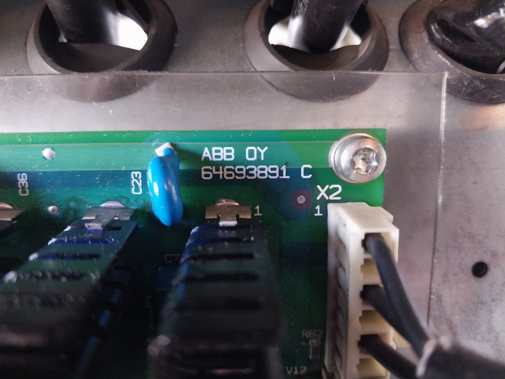 Abb Acs800-104-0580-7+C126+E205+V991 .14Mh