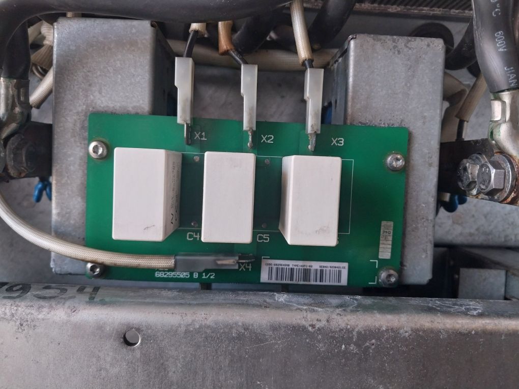 Abb Acs800-104-0580-7+C126+E205+V991