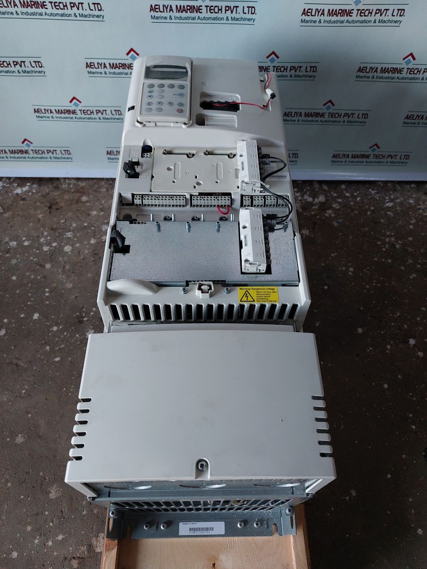 Abb Acs800-u11-0025-5 Drive Control Panel