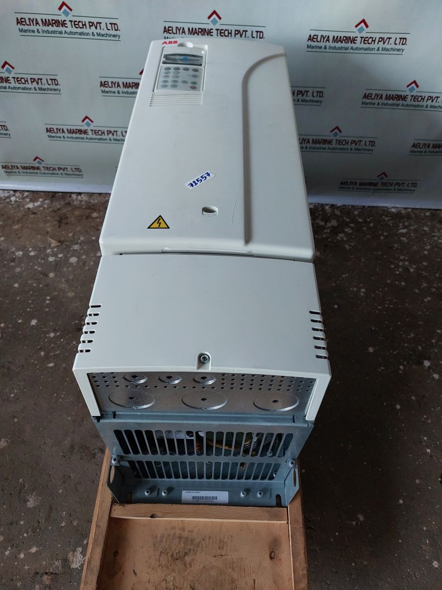 Abb Acs800-u11-0025-5 Drive Control Panel