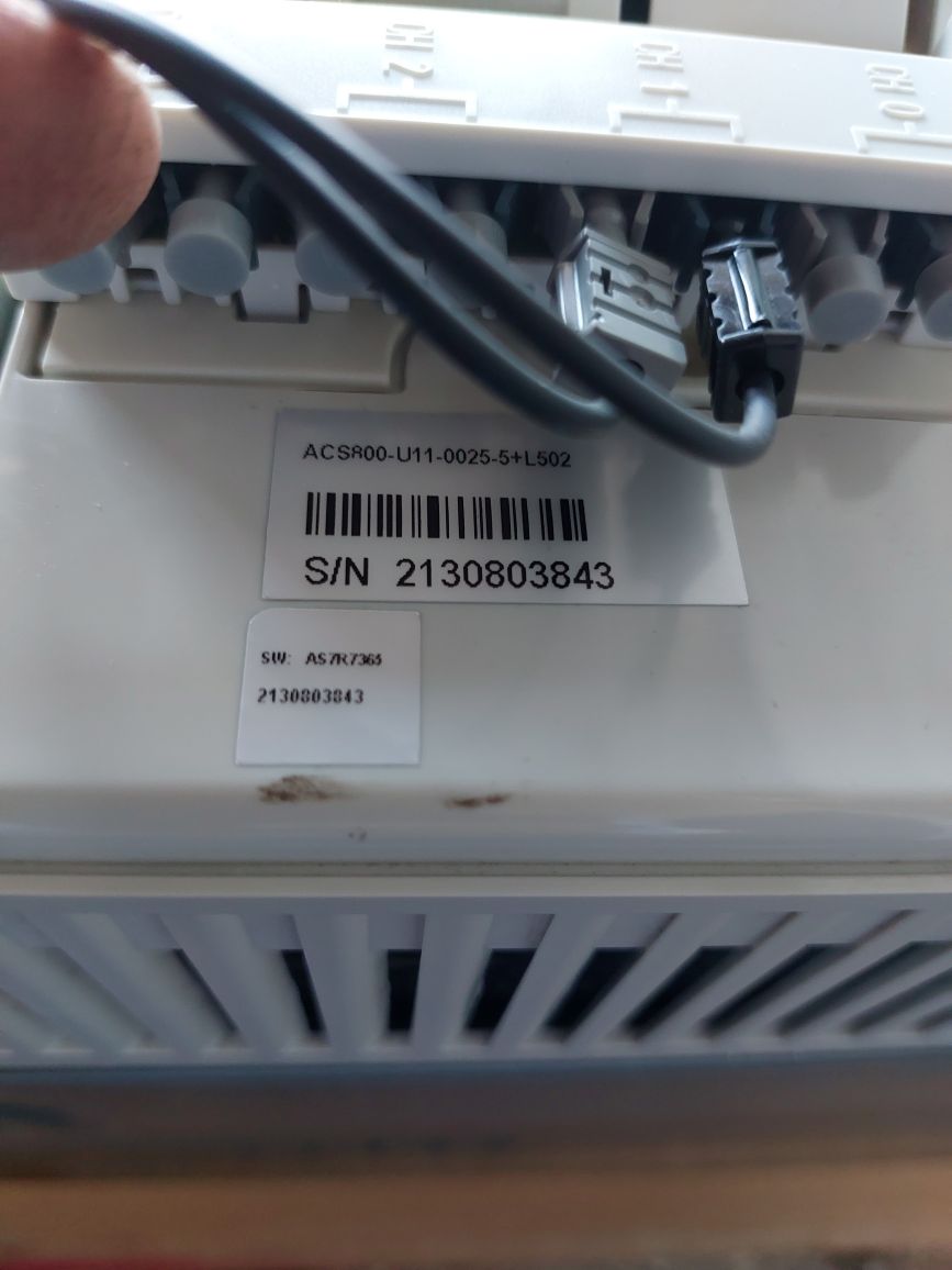 Abb Acs800-u11-0025-5+L502 Drive Control Panel