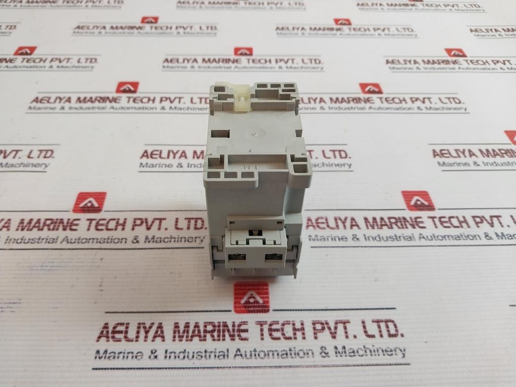Allen-bradley 100-c09D10 3 Pole Standard Contactor Ser A 690V
