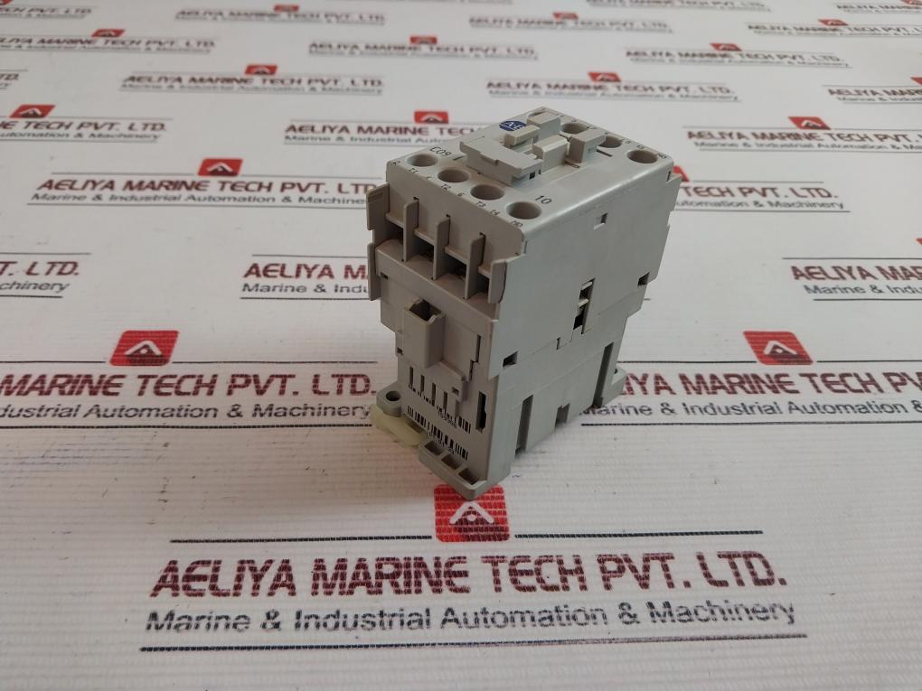Allen-bradley 100-c09D10 3 Pole Standard Contactor Ser A 690V