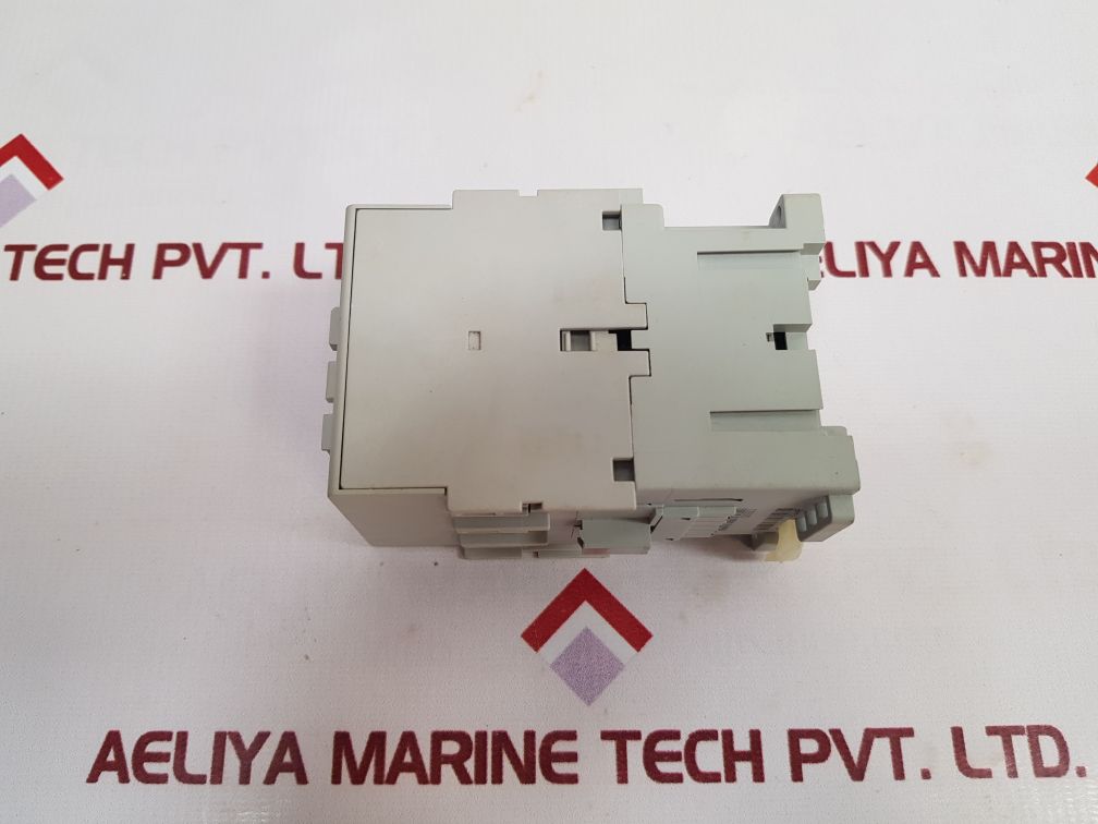 Allen-bradley 100-c43*00 Ser.A Contactor C43