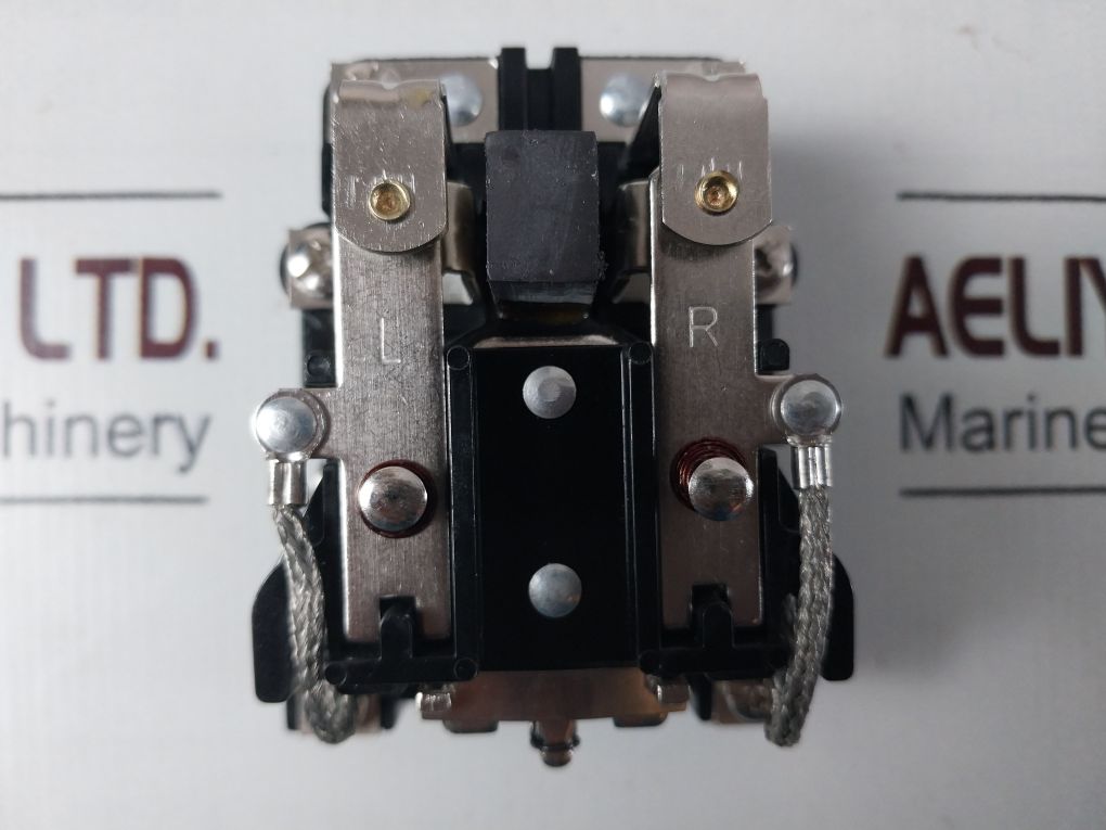 Allen-bradley 700Hg42Z24-6 Ser B Power Relay 40A, 28Vdc