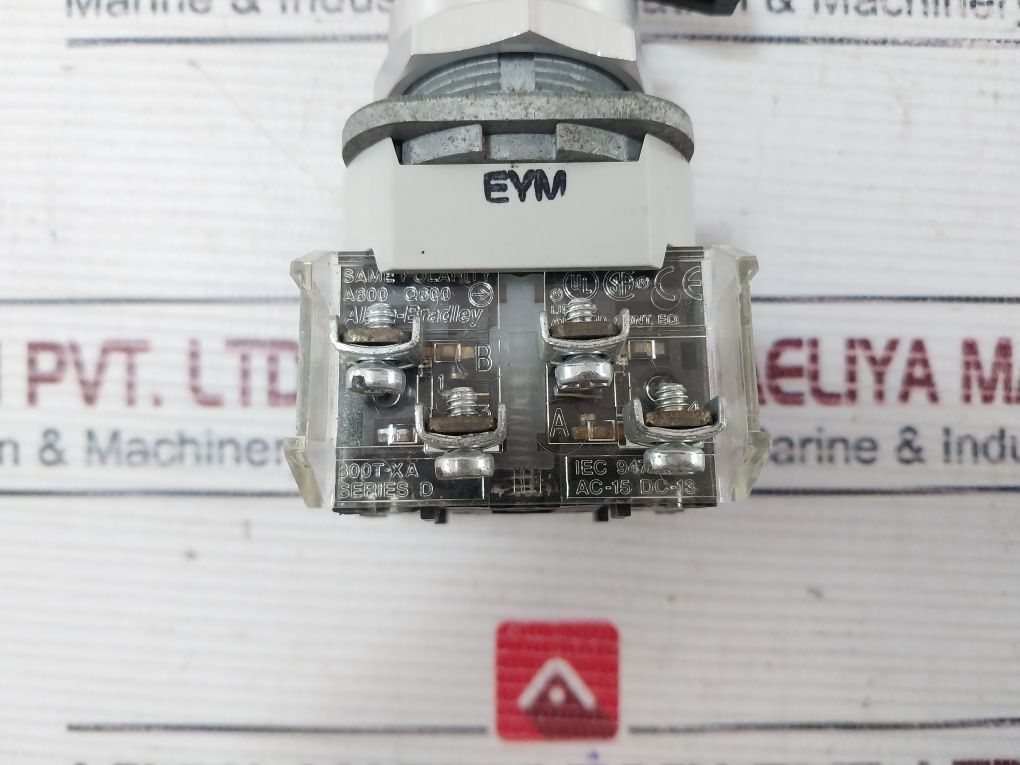 Allen-bradley 800T-xa Selector Switch Series D 800T-j17Kc1