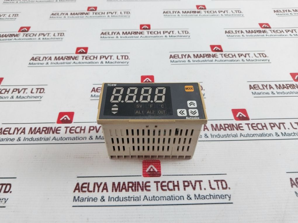 Autonics Tc4W-14R Temperature Controller 100-240Vac 5Va 50/60Hz