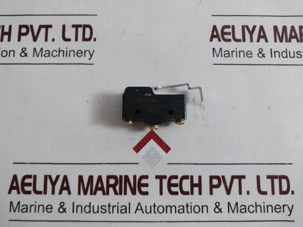 Lot Of 2X Azbil Bz-2Rw0214-t4-j Micro Limit Switch