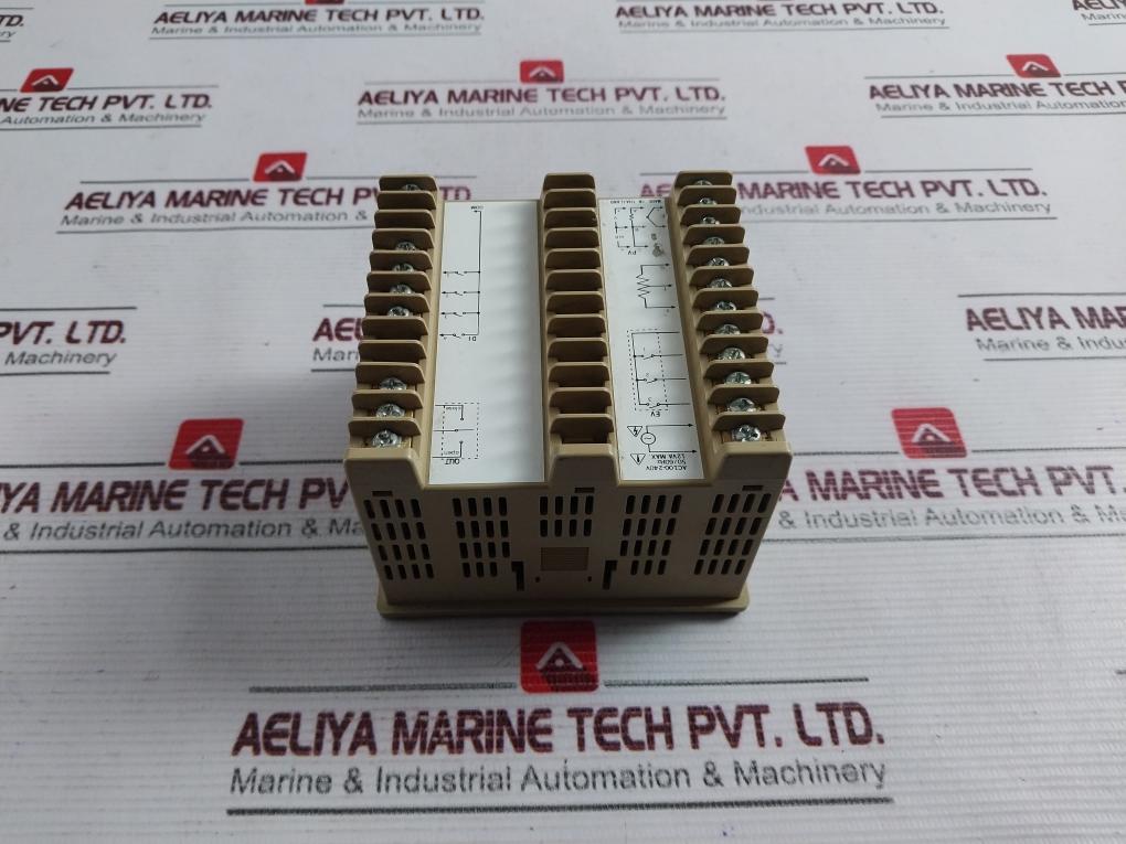 Azbil Sdc36 Temperature Controller Ac100-240V